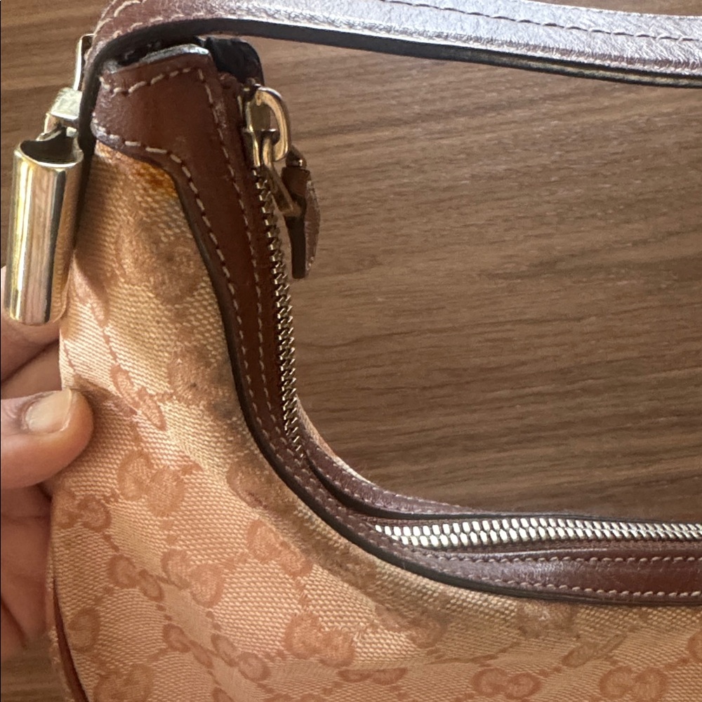 Vintage Gucci bag - Picture 8 of 16